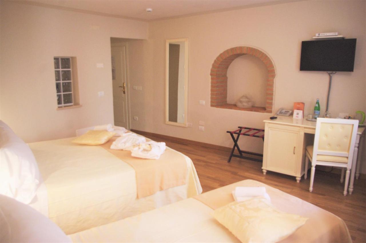 Hotel Volterra In Superior Eksteriør billede